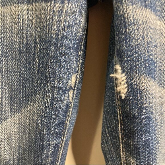 7 FOR ALL MANKIND Sz 26 Rocker Distressed Mid-Wash Wiskering Low Rise Jeans - Picture 4 of 16